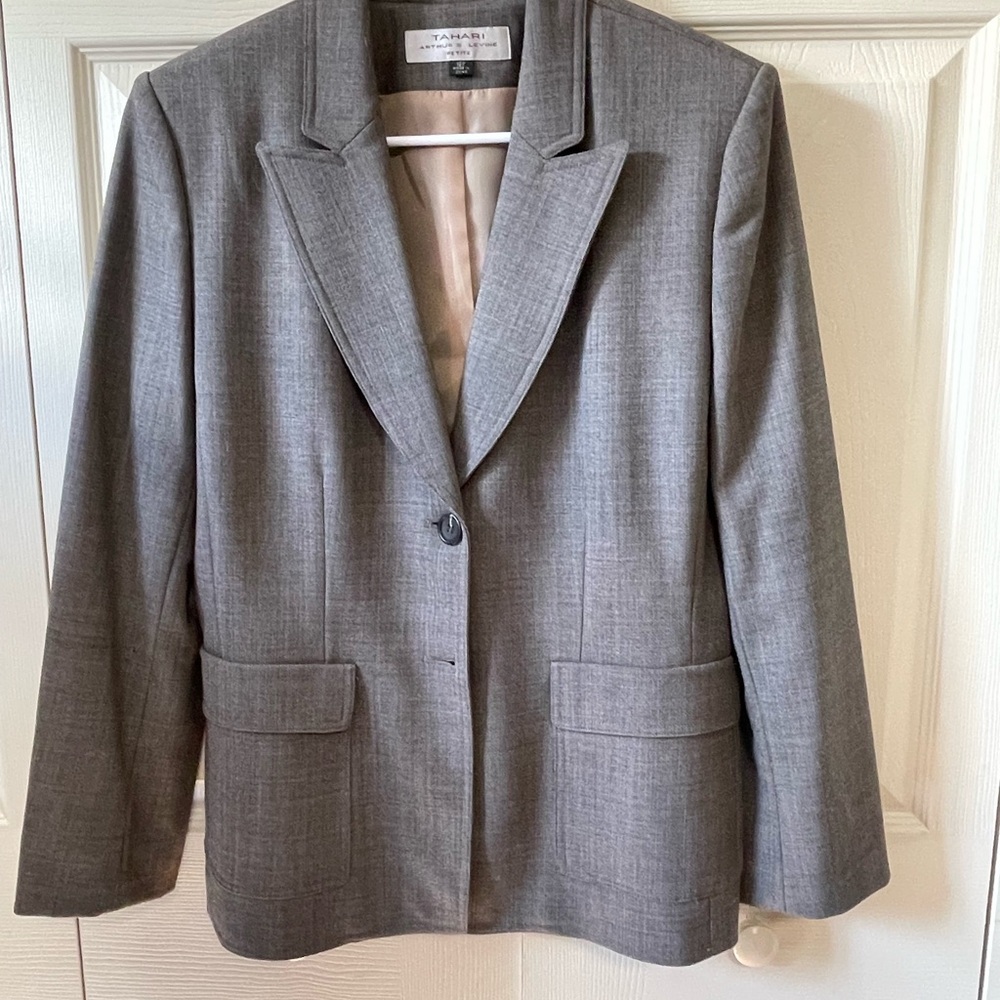 Tahari Classic Gray Blazer